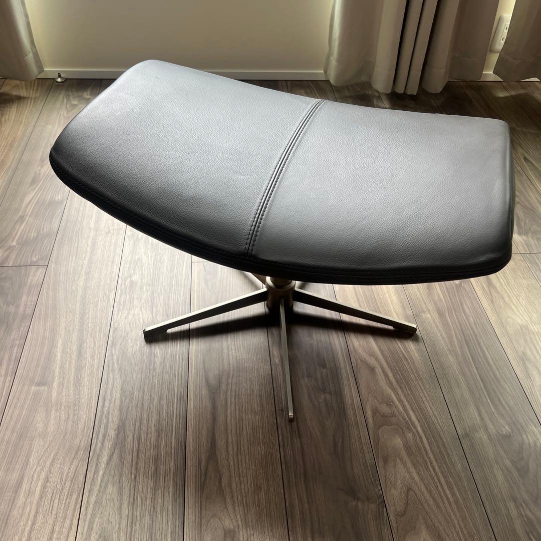 godplayer.jpです❗️ボーコンセプトオットマン❗️25万円❗️半額‼️