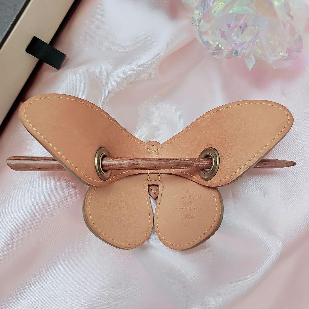 LOUIS VUITTON バタフライ モノグラム　ゴールド金具 バレッタ