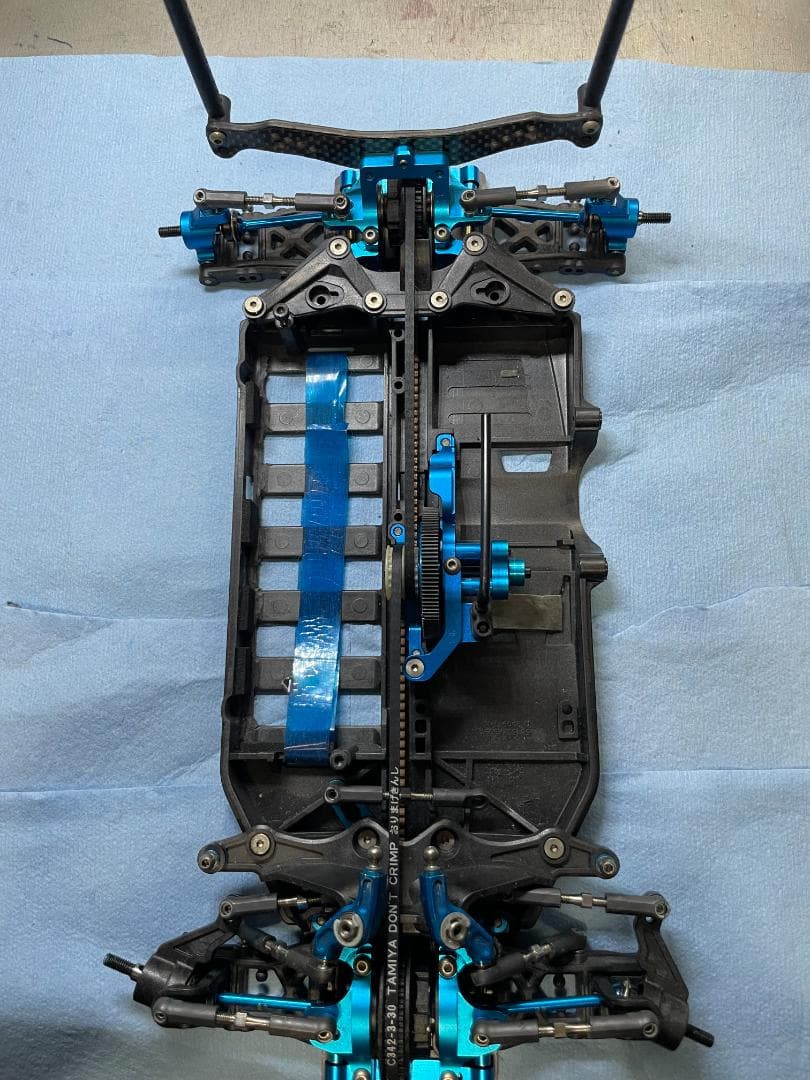 【中古】タミヤ　TA05ver.2【ダンパー無し・一部パーツ無し】