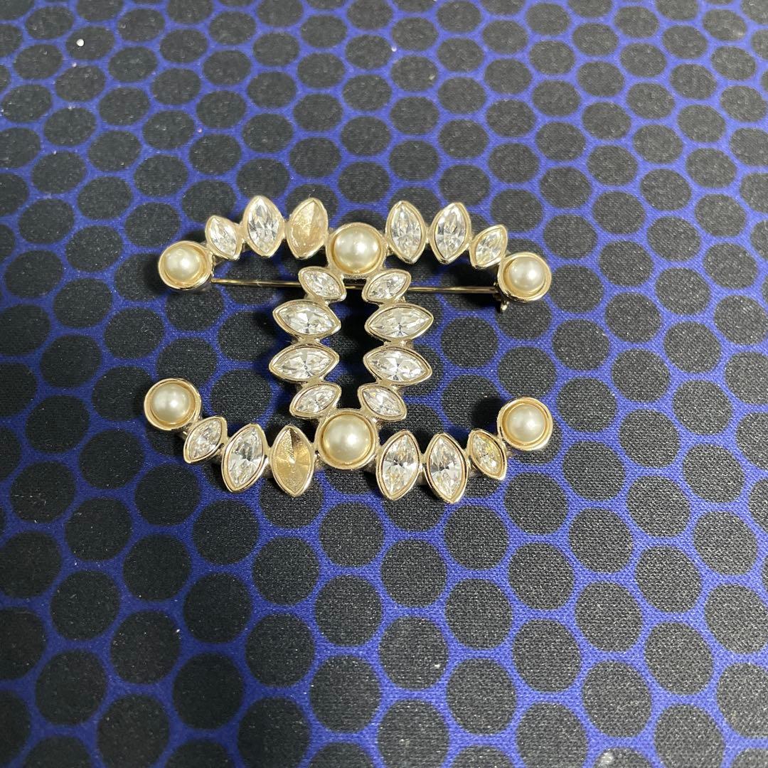 CHANEL ゴールドブローチ パール クリスタル