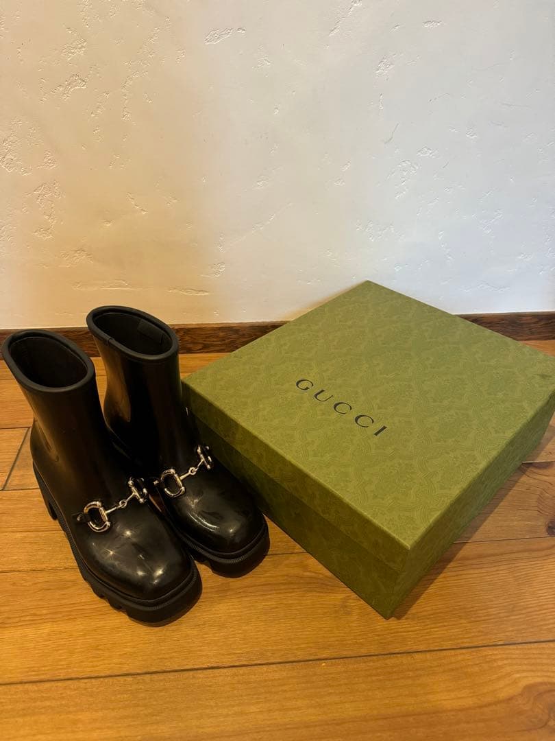 GUCCI 黒 ラバーブーツ　レインブーツ