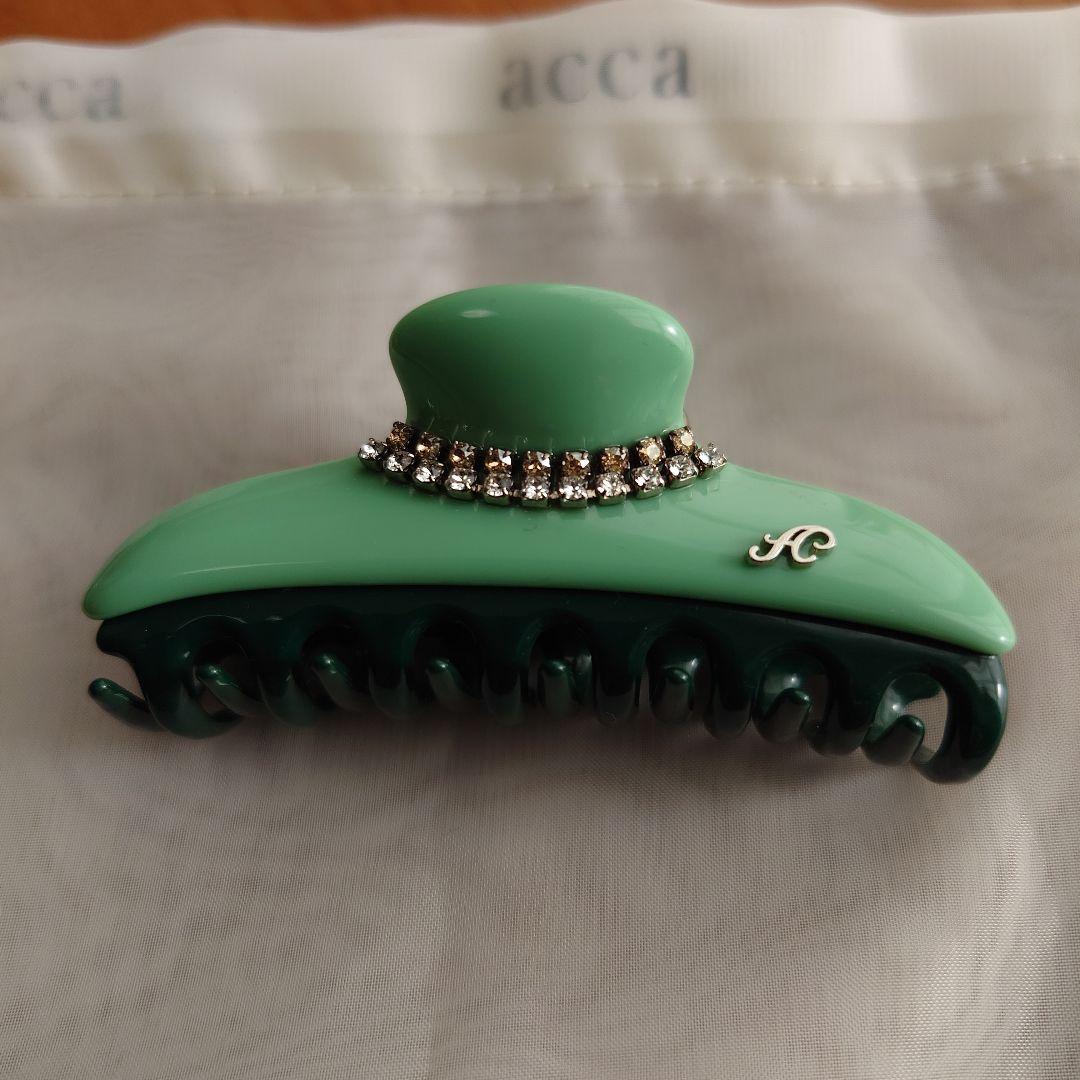 acca☆グリーンのストーン付きヘアクリップ♪ダブルコラーナ