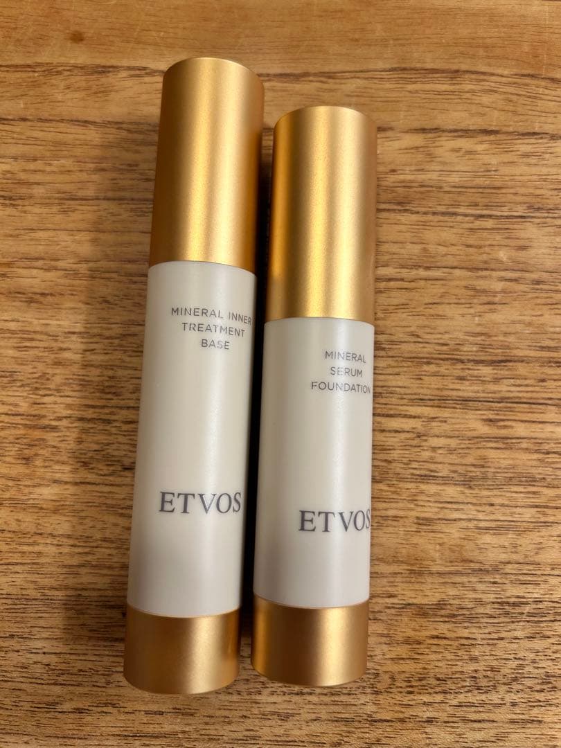 ETVOS ミネラルインナートリートメントベース & セラムファンデーション