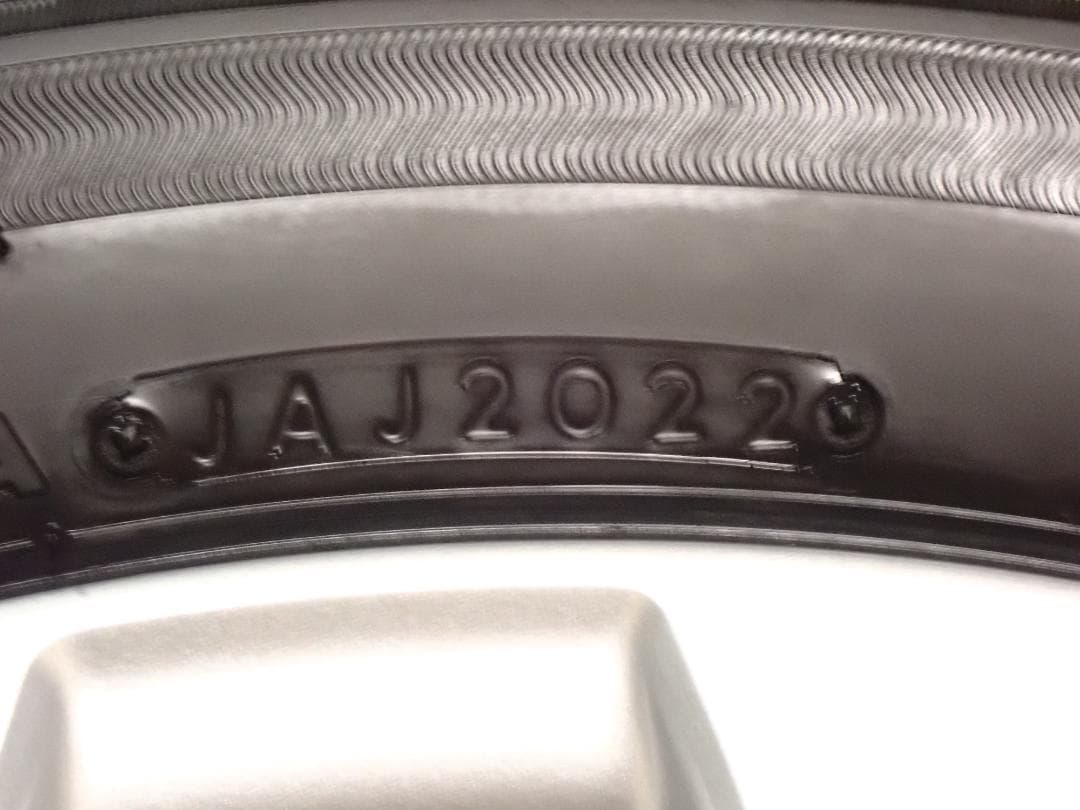 ヤリスクロス 純正 16インチ スタッドレスタイヤ 4本・60系プリウス使用可