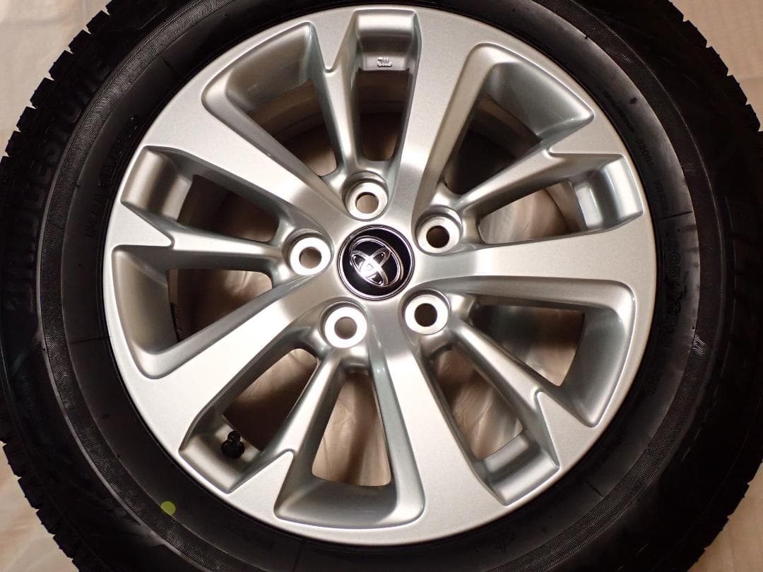 ヤリスクロス 純正 16インチ スタッドレスタイヤ 4本・60系プリウス使用可