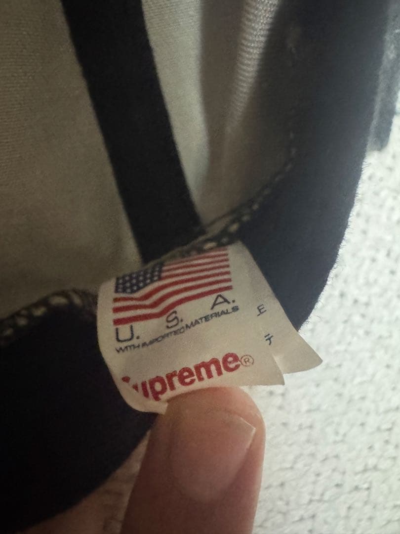 Supreme シュプリーム　ピグメントSロゴキャップ