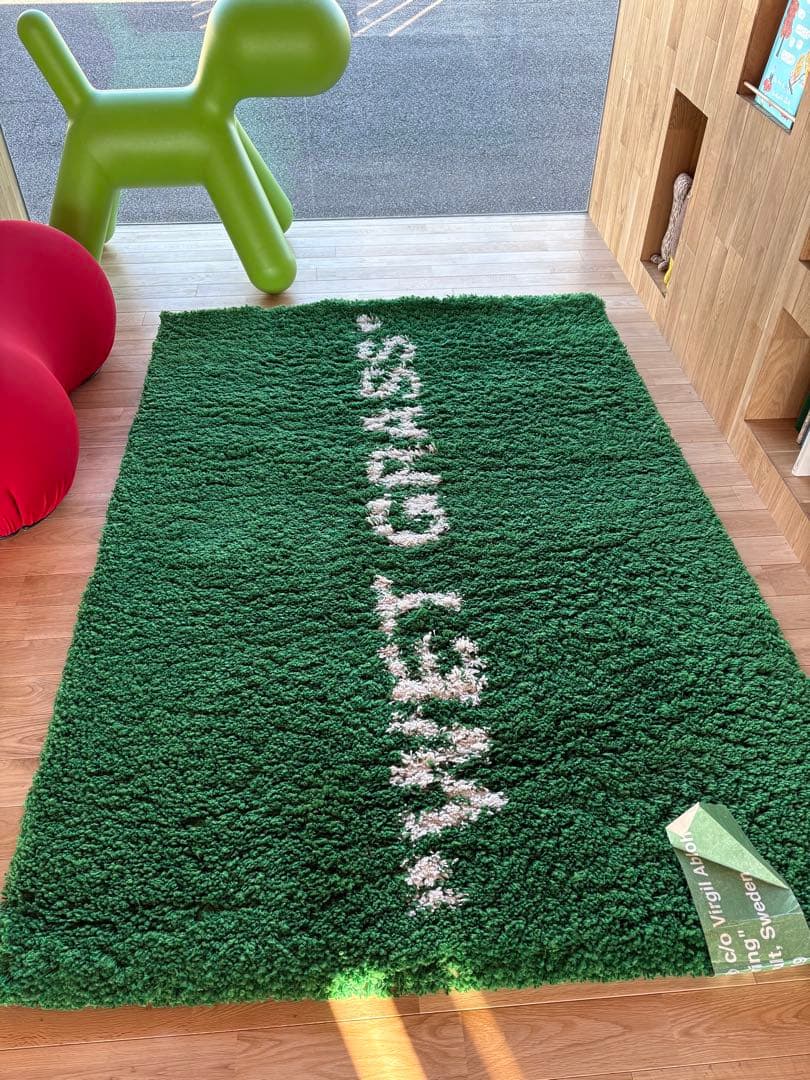 WET GRASS ラグ Virgil Abloh デザイン　IKEA