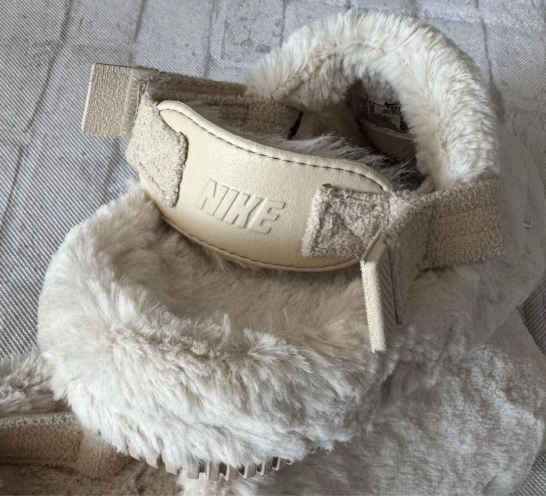 新品 24㎝ ナイキ W CALM MULE ファー NIKE サンダル