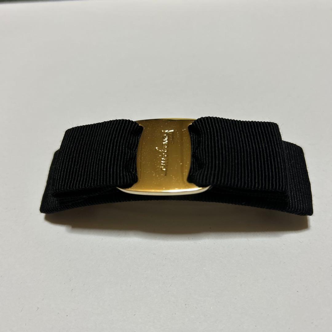 サルヴァトーレ フェラガモ バレッタ