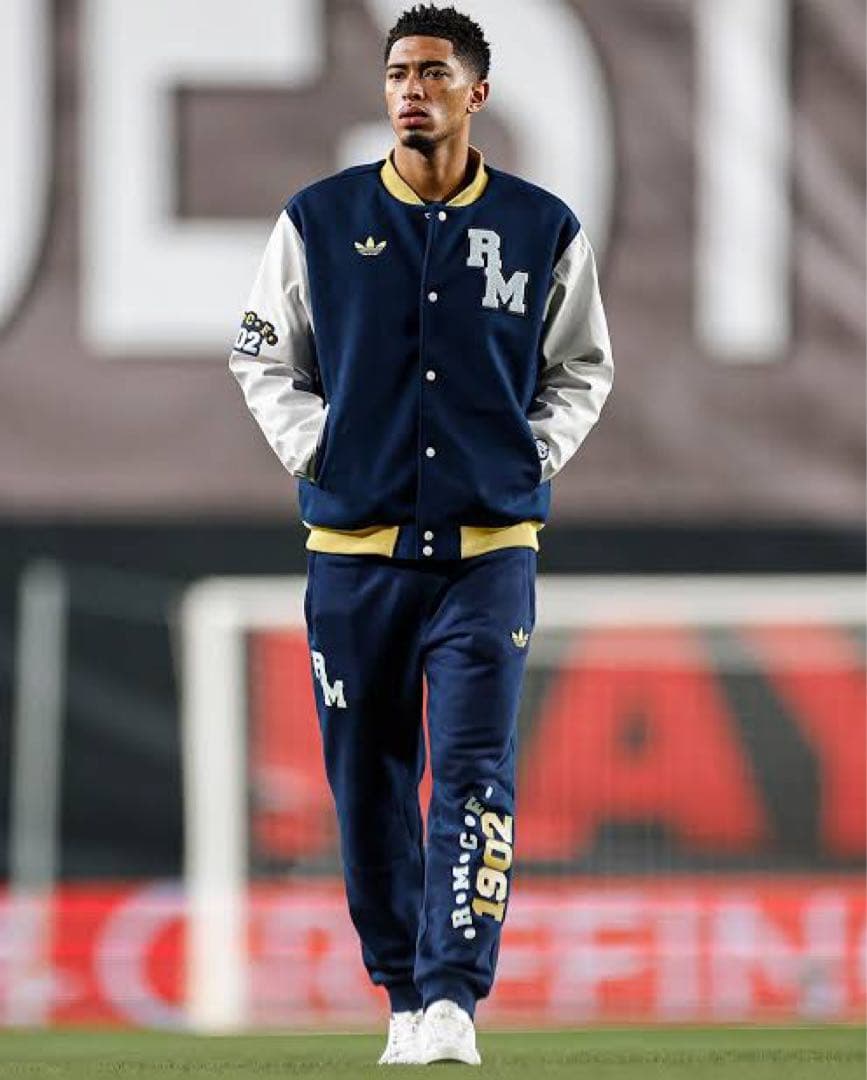 レアルマドリード スタジャン ジャケット スウェット