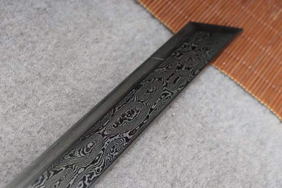 【傲龍唐刀】 古兵器 武具　刀装具　日本刀　模造刀 居合刀