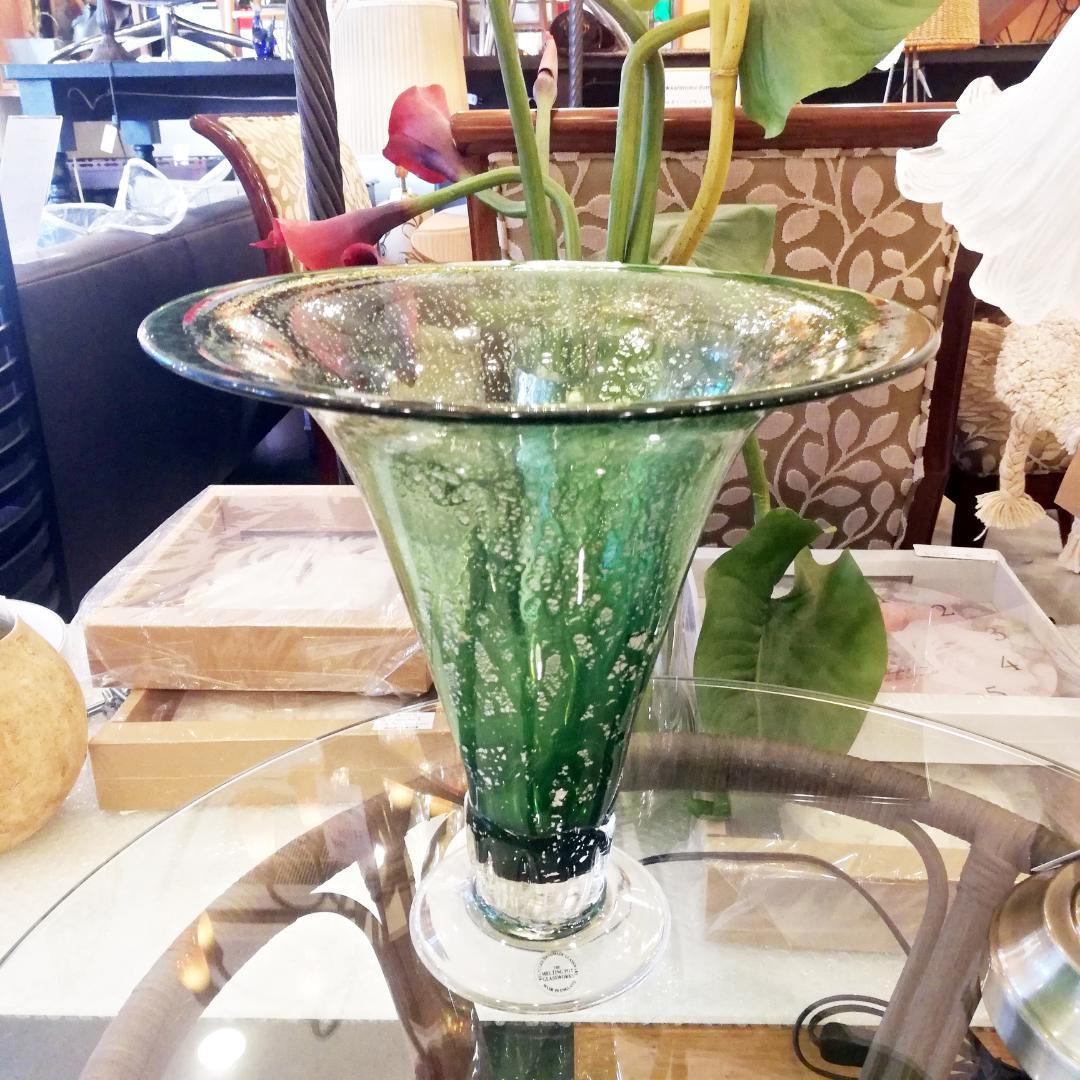 ◇OUTLET　イギリスアンティーク　フラワーベース　ガラス製