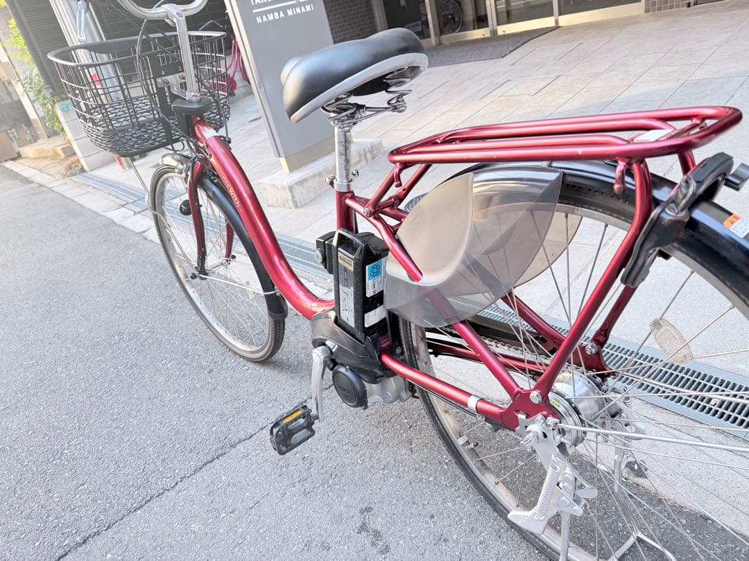 大阪府　ヤマハ　 電動アシスト自転車 赤 前カゴ付き