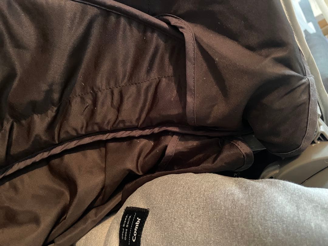 Combi 電動ベビーチェア グレー　ネムリラおやすみドーム