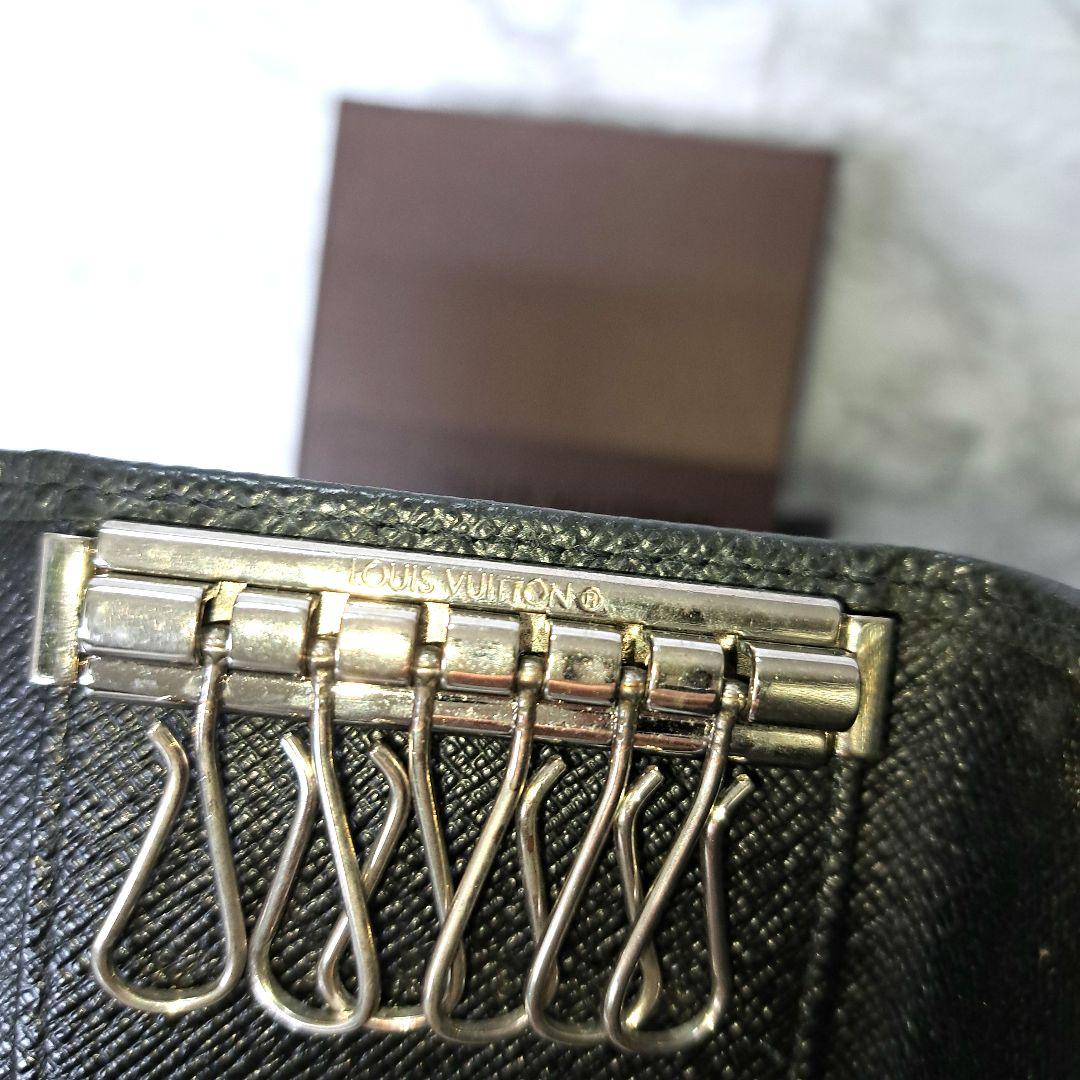 ✨️極美品✨️ルイヴィトン　エピ　6連キーケース　　黒　専用箱付き