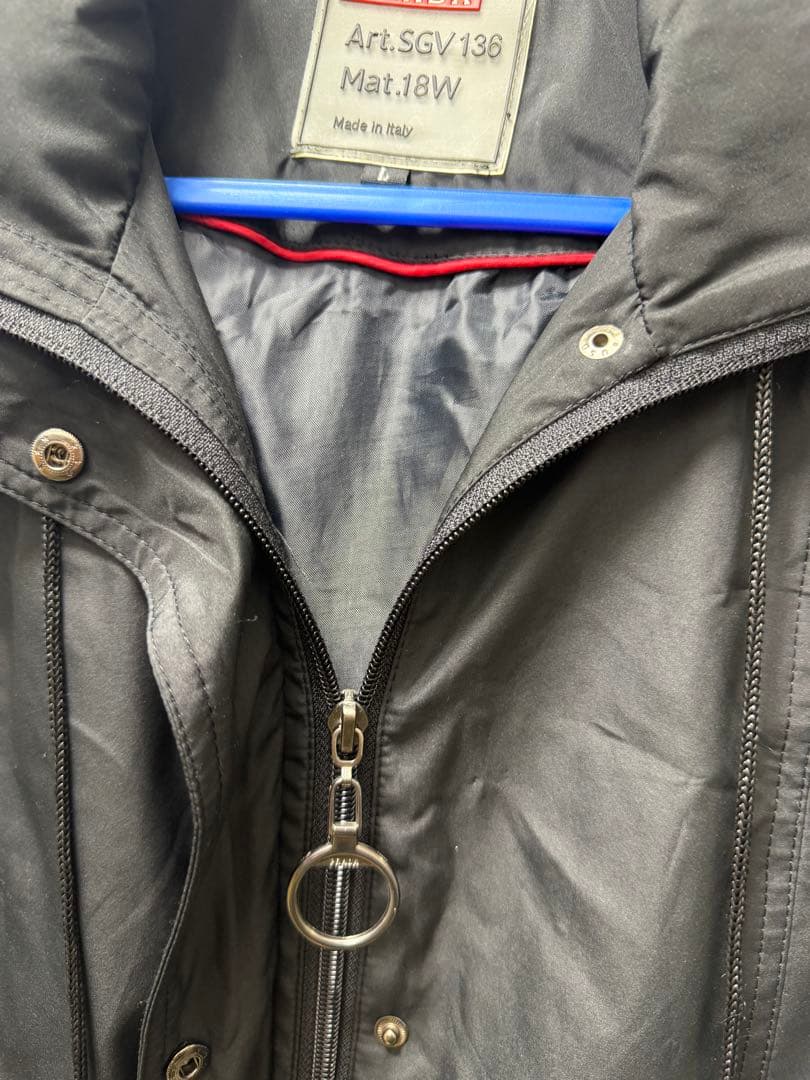 PRADA プラダ ナイロン フード付き ジャケット レディース L ブラック