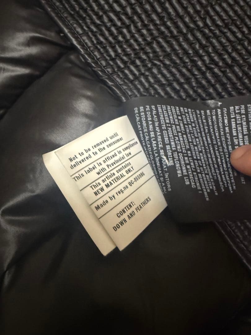 PRADA プラダ ダウンジャケット 46 ブラック 黒 三角ロゴ
