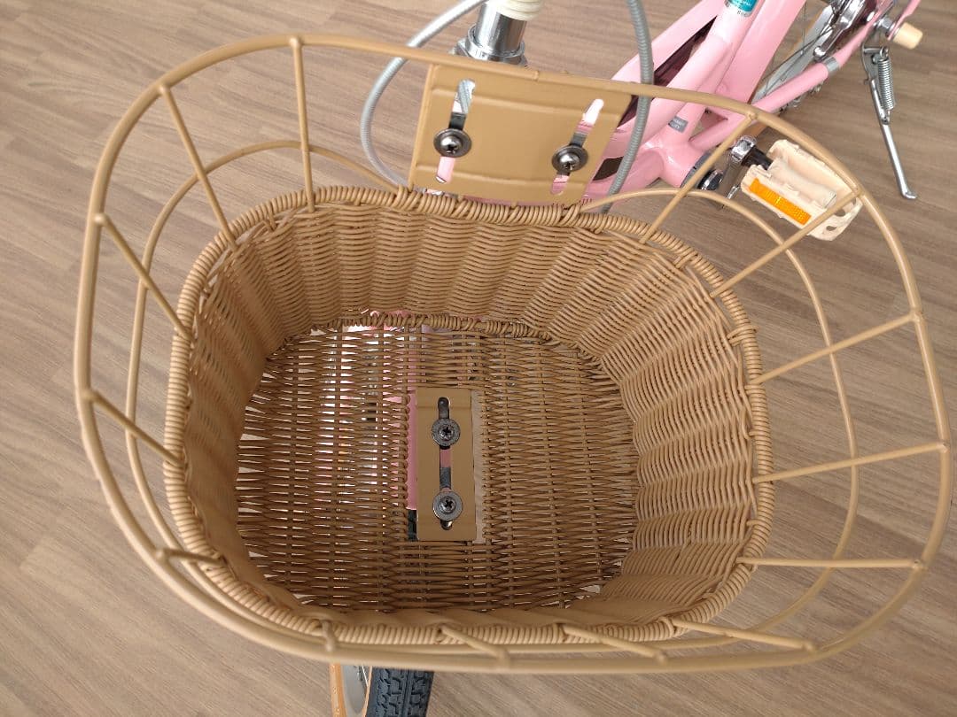 ブリヂストン　ハッチ　16インチ　HC162 ピンク　直接引取限定