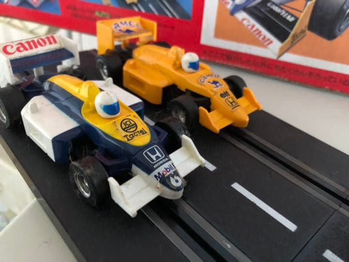 スロットレーシング