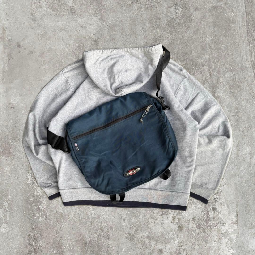 90s EASTPAK メッセンジャー ショルダー バッグ usa製