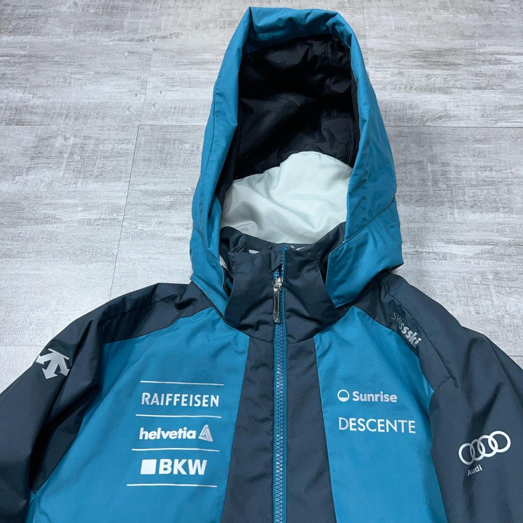 23/24モデル スイス代表 デサント audi スキーウェア 150cm