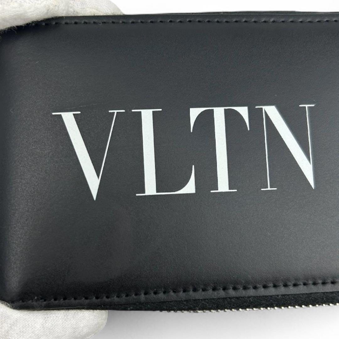 ヴァレンティノ ネックストラップウォレット　VLTN ショルダーバッグ 財布