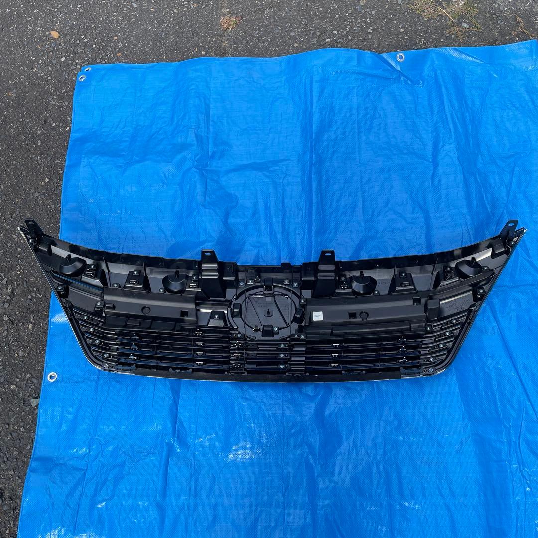 ヴェルファイア　モデリスタ　フロントグリル　ブラック