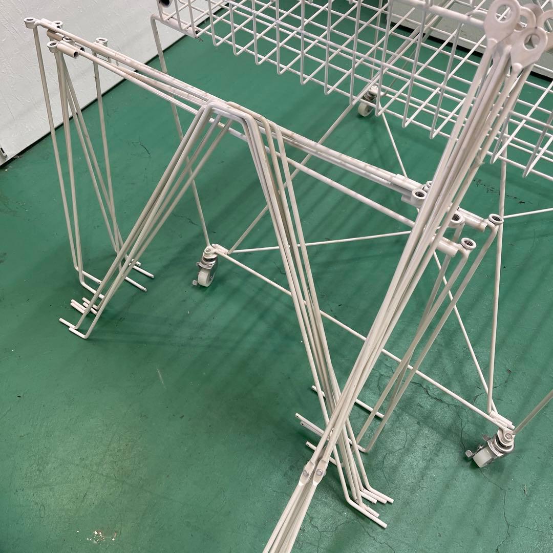 超美品！　バスケットワゴン　ホワイト　60cm 店舗用　4台セット