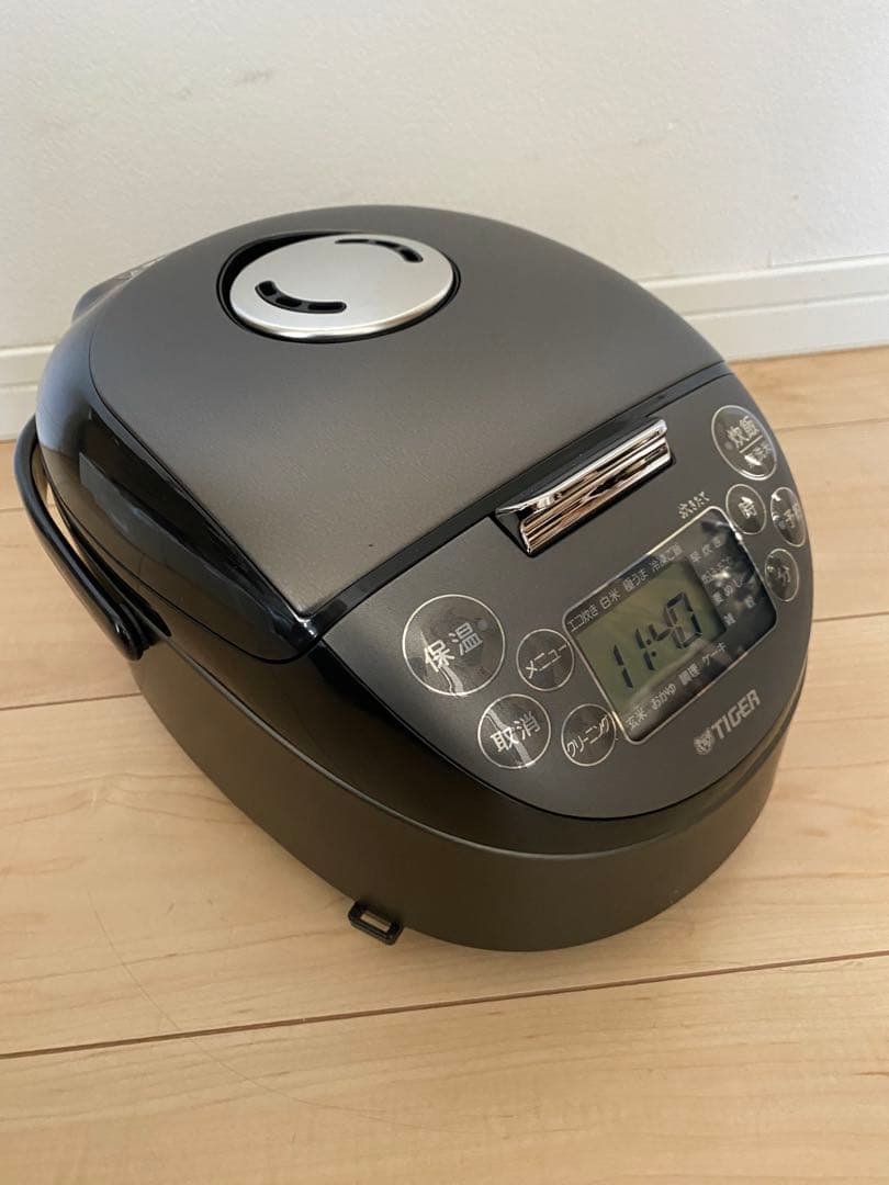Nakaba⭐︎TIGER IHジャー炊飯器炊きたて3合　JPF-G
