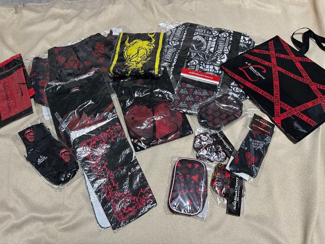 着払いに変更予定！Acid Black Cherryグッズ100点以上まとめ売り