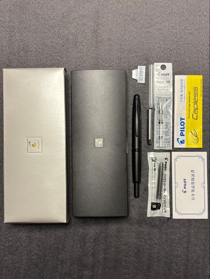 PILOT キャップレス ブラックマット 万年筆 F