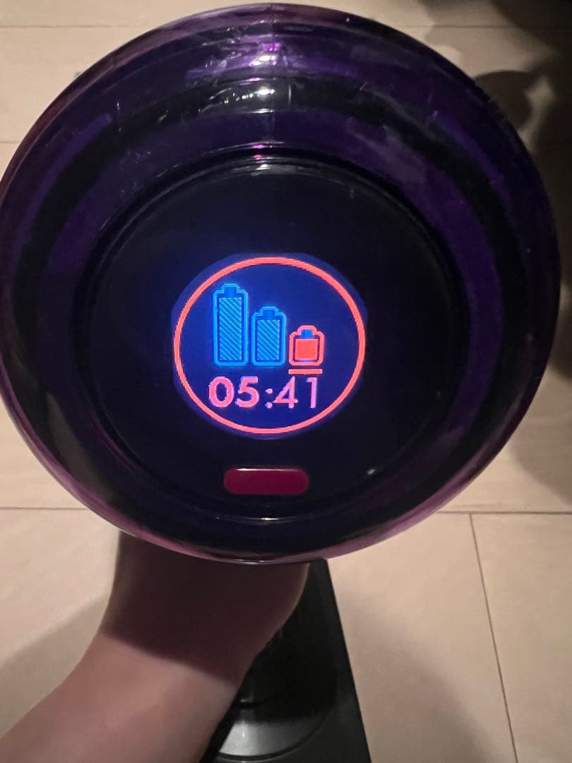 ダイソン Dyson コードレスクリーナー SV18FF 掃除機　充電スタンド付