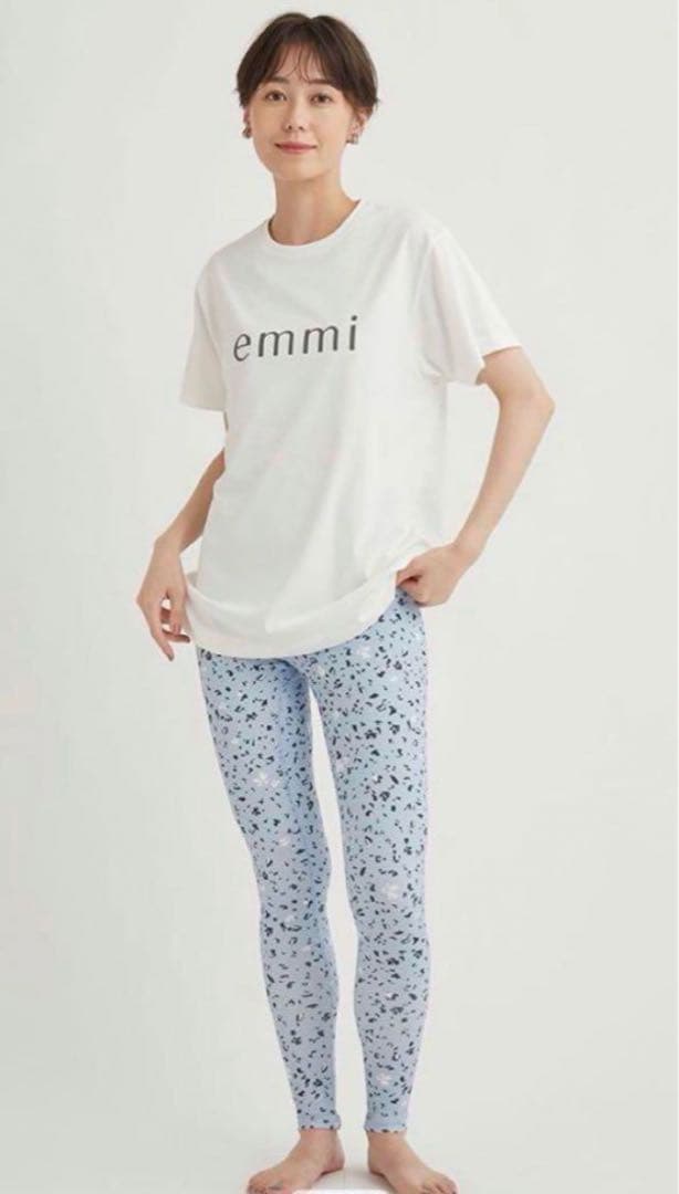 タグ付き新品4点セットemmiyogaハッピーウェルネスセット水色0