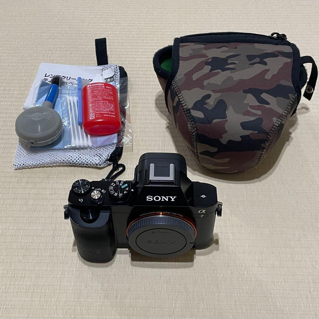SONY α7 ミラーレス一眼カメラ 本体と付属品