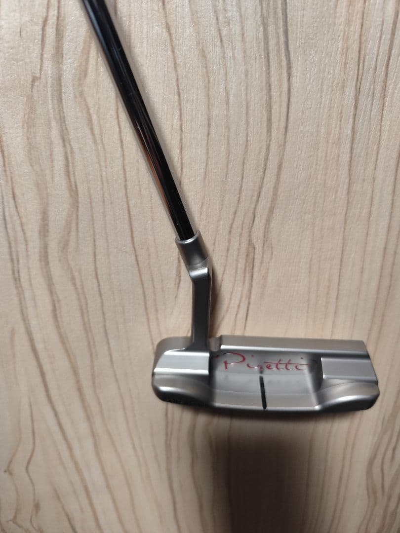 piretti　トライアンフ