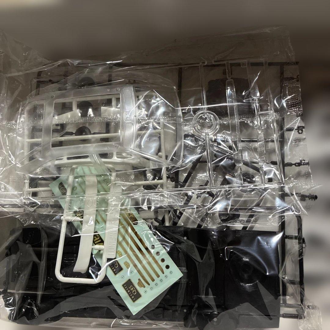 青島、ビップカー1\24インフィニティQ45絶版