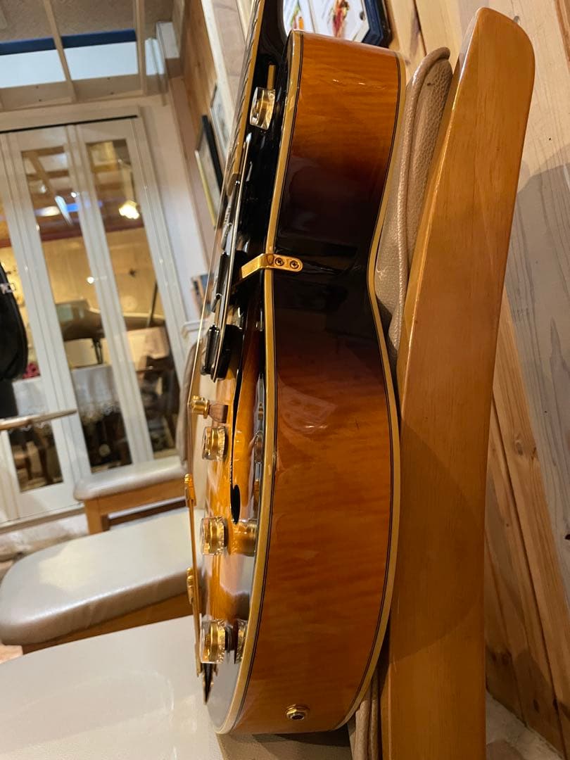 ギター Epiphone Zephyr Blues Deluxe VS