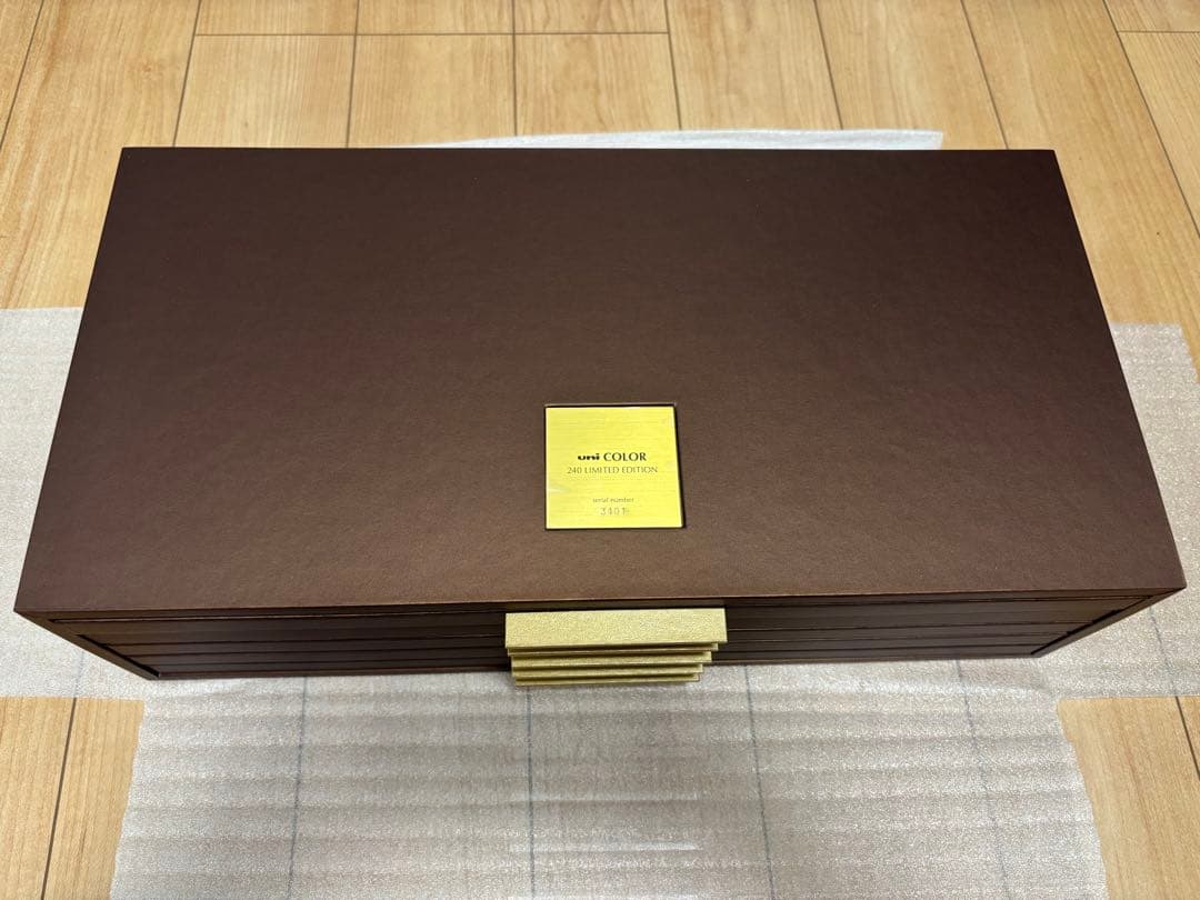三菱鉛筆 ユニカラー240色セット リミテッドエディション限定生産品 uni
