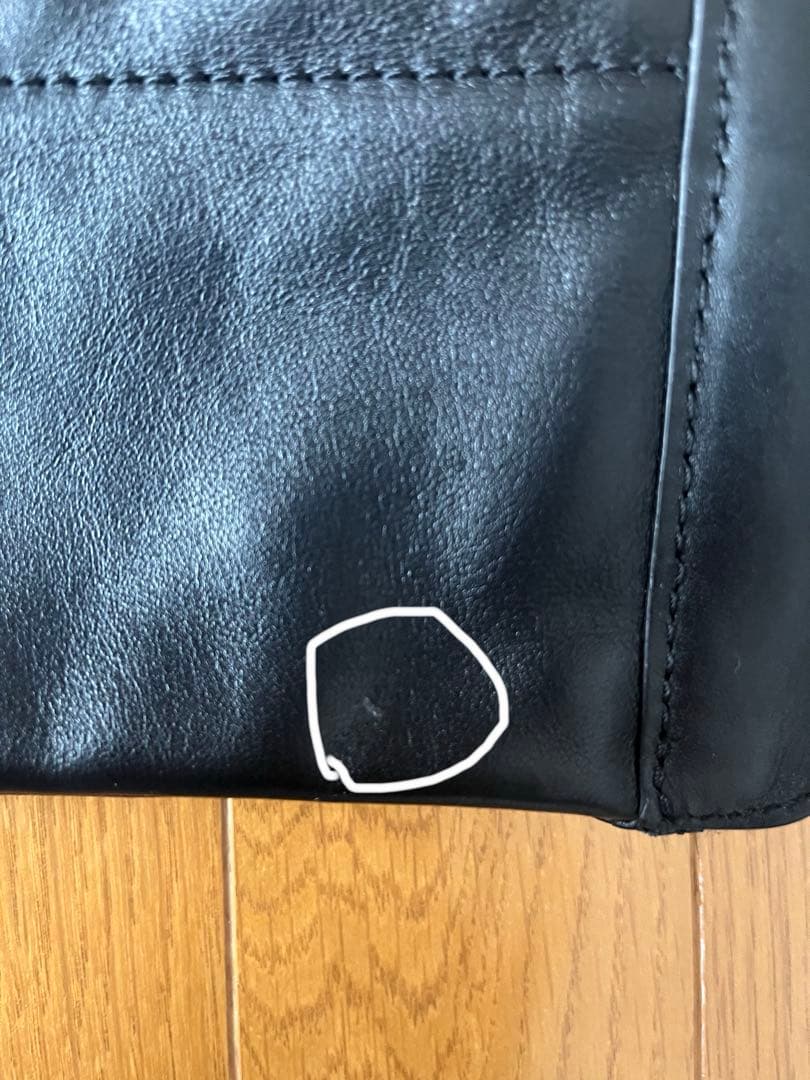 レザー クロスボディバッグ