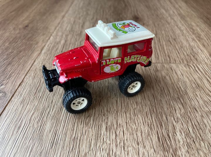 トミカ ランドクルーザー ビッグフット I LOVE NATURE