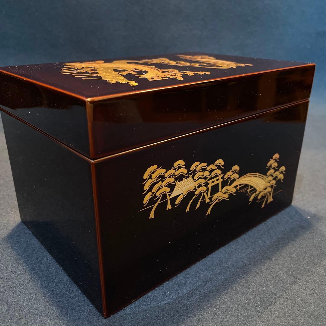 「茶箱」『溜塗の住吉蒔絵 利休茶箱』です。共箱※美品　茶道具