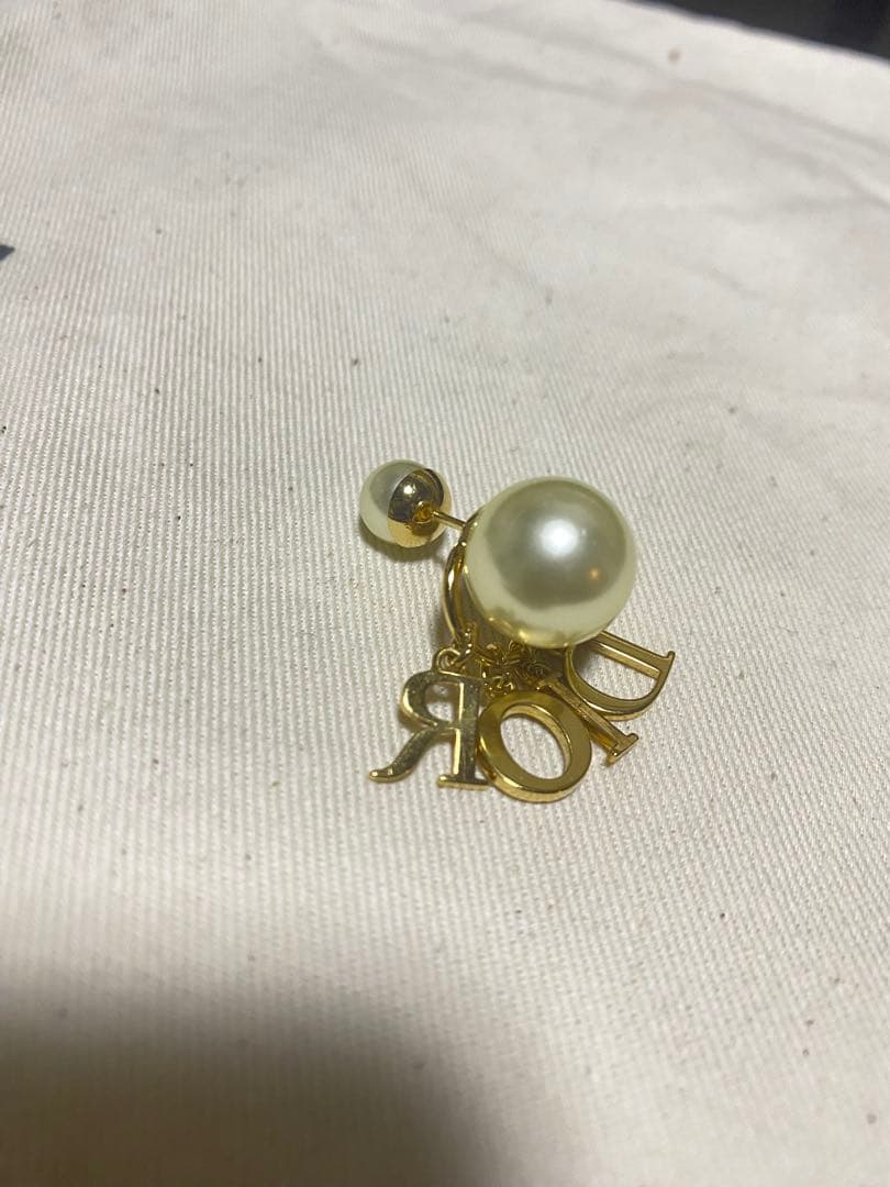 Dior正規品 片耳用ピアス パール ゴールド