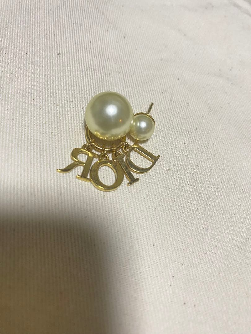 Dior正規品 片耳用ピアス パール ゴールド