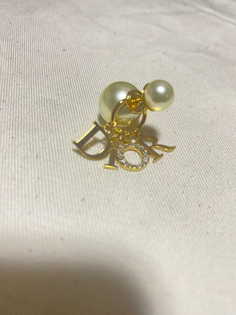 Dior正規品 片耳用ピアス パール ゴールド