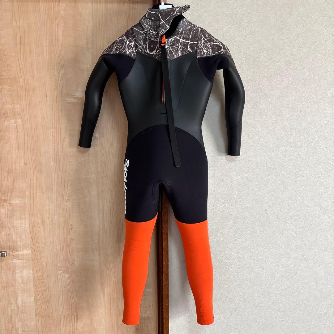 使用回数少　キッズ　セミドライ　130-135センチ