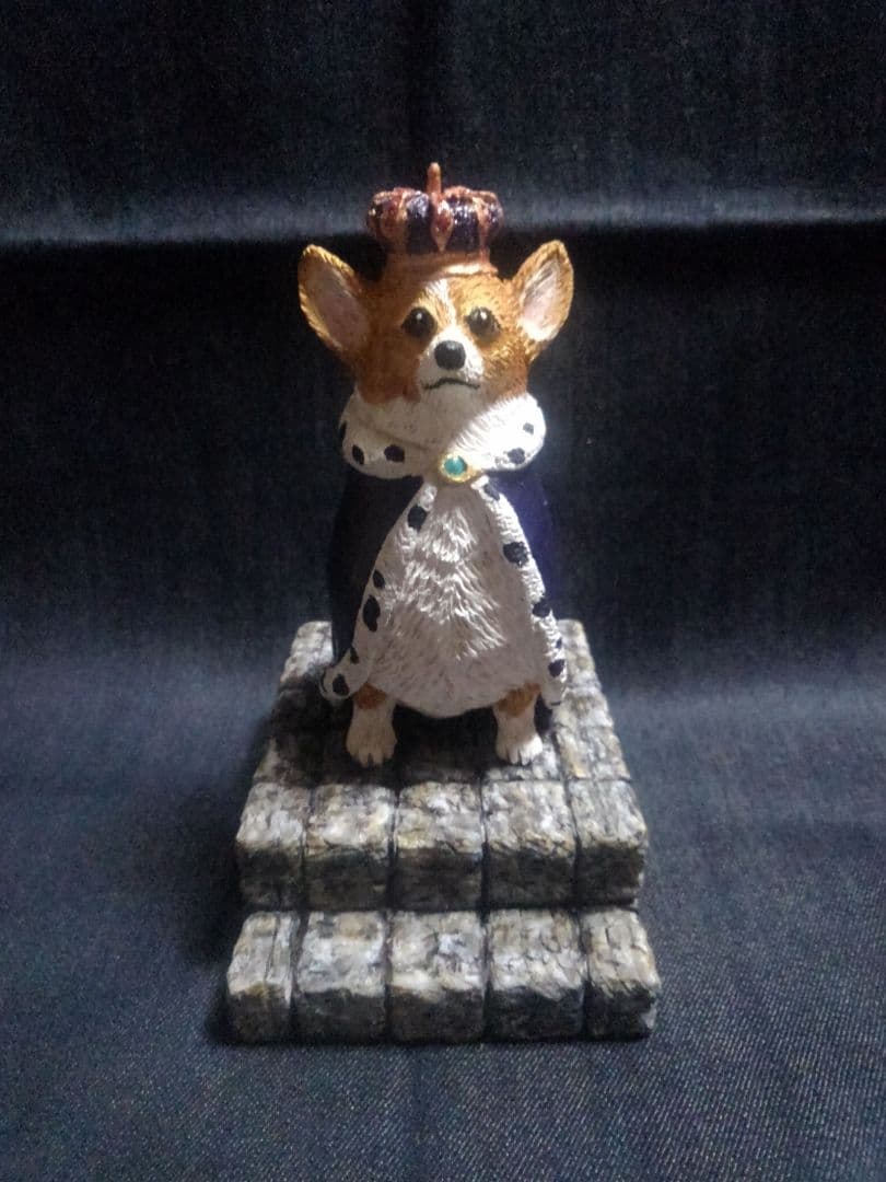 ロイヤルコーギーの壁掛け（制作中）