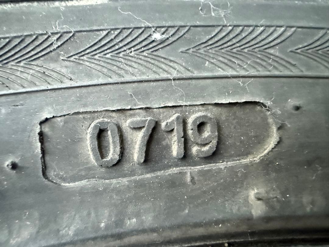 225/40ZR18 ウェッズレオニス 114.3 5穴 ノーマルタイヤ