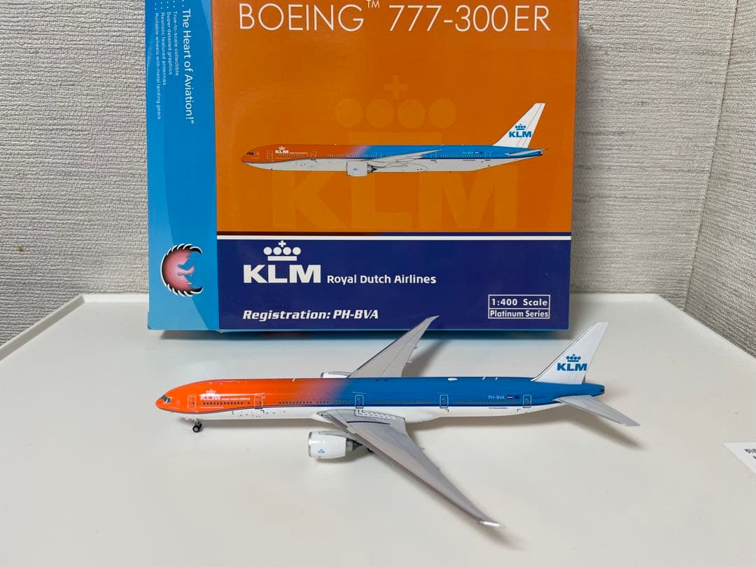 KLMオランダ航空 777-300ER オレンジプライド