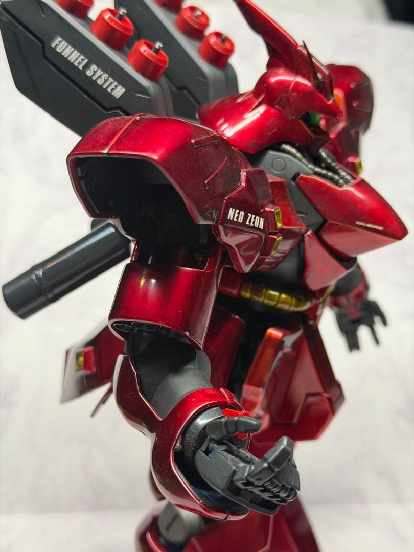 ガンプラMG/MSN-04 サザビー/完全塗装完成品