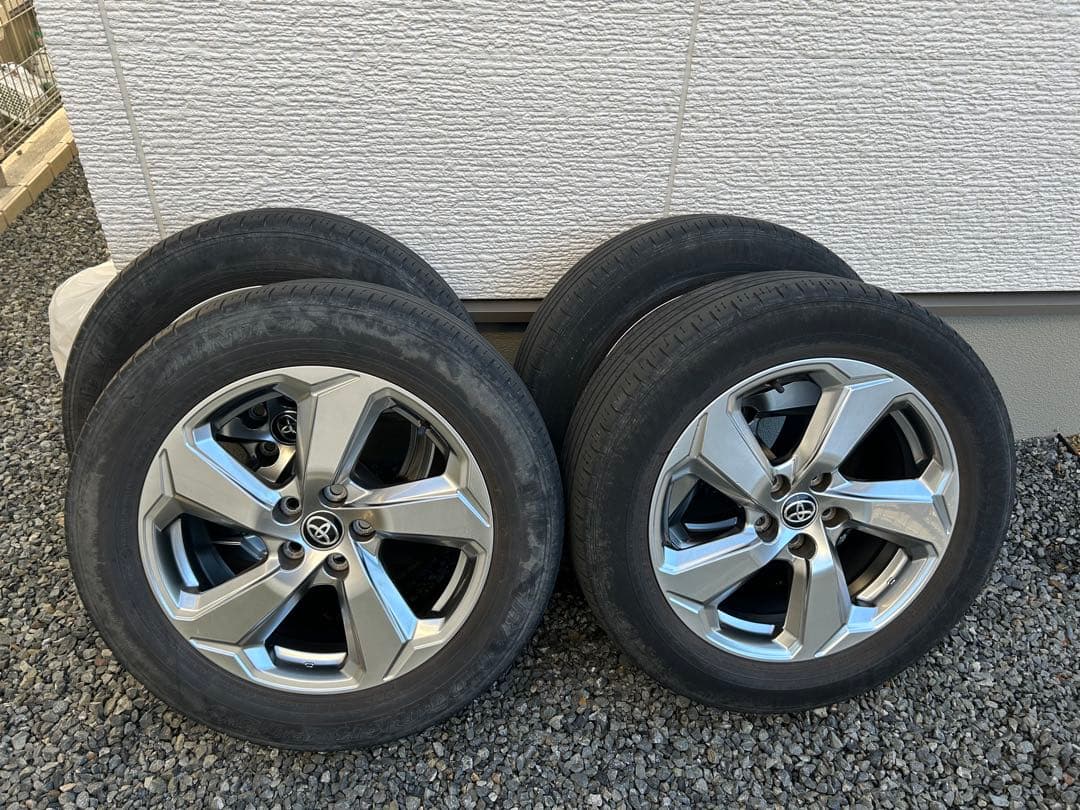 トヨタ純正 RAV4 Gグレード アルミホイール・タイヤ 4本セット　純正戻し